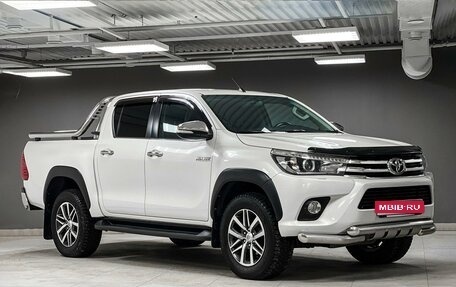 Toyota Hilux VIII, 2016 год, 3 499 000 рублей, 1 фотография