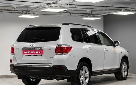 Toyota Highlander III, 2012 год, 2 050 000 рублей, 8 фотография