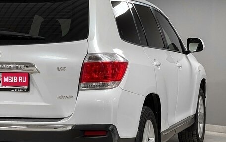 Toyota Highlander III, 2012 год, 2 050 000 рублей, 10 фотография