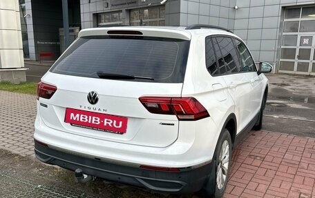 Volkswagen Tiguan II, 2022 год, 3 750 000 рублей, 3 фотография