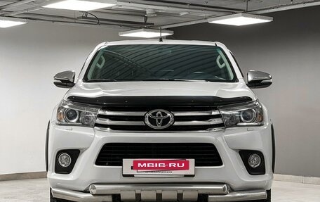 Toyota Hilux VIII, 2016 год, 3 499 000 рублей, 2 фотография