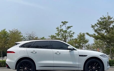 Jaguar F-Pace, 2021 год, 3 800 000 рублей, 8 фотография