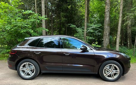 Porsche Macan I рестайлинг, 2015 год, 3 200 000 рублей, 2 фотография