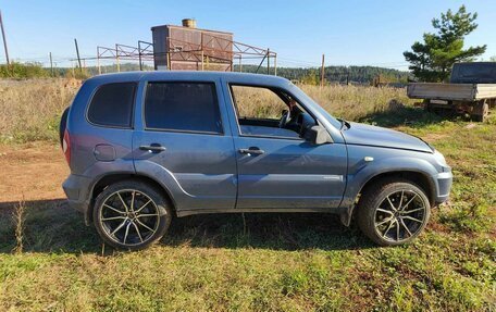 Chevrolet Niva I рестайлинг, 2010 год, 459 000 рублей, 4 фотография