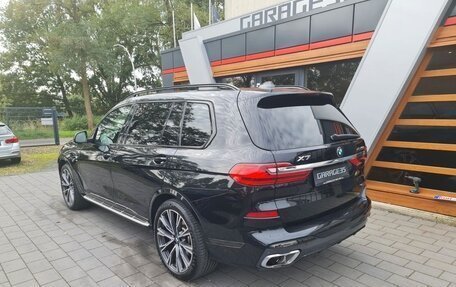 BMW X7, 2021 год, 7 650 000 рублей, 6 фотография