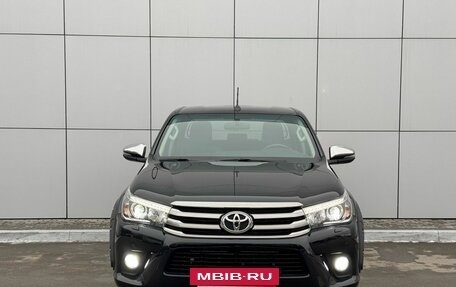 Toyota Hilux VIII, 2018 год, 4 200 000 рублей, 7 фотография