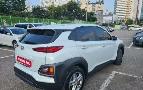 Hyundai Kona I, 2021 год, 1 950 000 рублей, 3 фотография