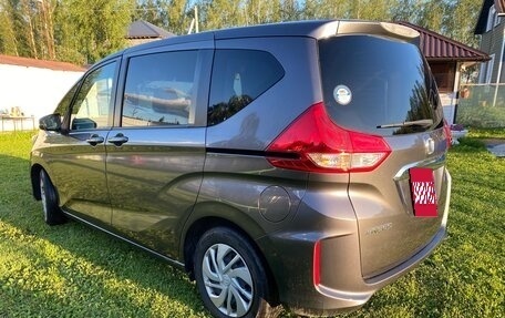 Honda Freed II, 2019 год, 1 750 000 рублей, 5 фотография