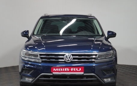 Volkswagen Tiguan II, 2017 год, 2 630 000 рублей, 2 фотография