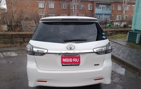 Toyota Wish II, 2014 год, 1 750 000 рублей, 13 фотография