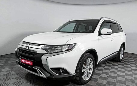 Mitsubishi Outlander III рестайлинг 3, 2018 год, 2 250 000 рублей, 1 фотография