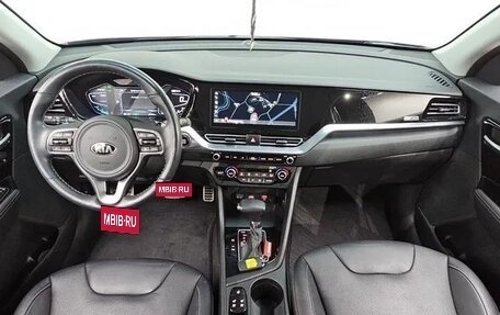 KIA Niro I, 2021 год, 2 680 000 рублей, 5 фотография