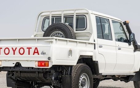 Toyota Land Cruiser 70, 2024 год, 10 390 000 рублей, 5 фотография