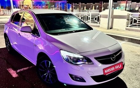 Opel Astra J, 2011 год, 1 100 000 рублей, 2 фотография