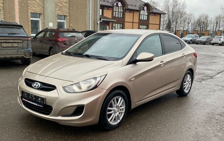 Hyundai Solaris II рестайлинг, 2011 год, 750 000 рублей, 2 фотография