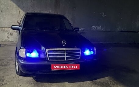 Mercedes-Benz C-Класс, 1999 год, 200 000 рублей, 4 фотография