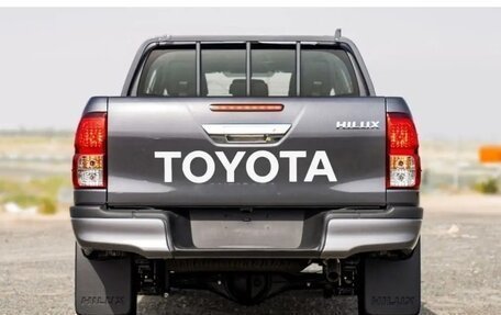 Toyota Hilux VIII, 2024 год, 7 490 000 рублей, 4 фотография