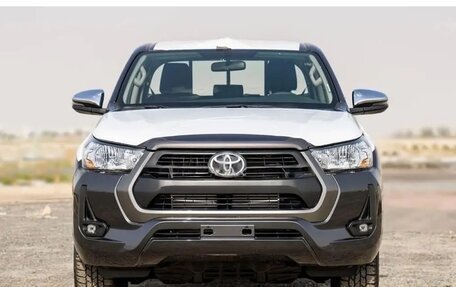 Toyota Hilux VIII, 2024 год, 7 490 000 рублей, 8 фотография