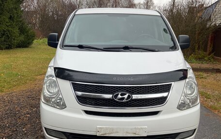 Hyundai Grand Starex Grand Starex I рестайлинг 2, 2012 год, 1 820 000 рублей, 13 фотография