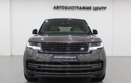 Land Rover Range Rover IV рестайлинг, 2024 год, 27 690 000 рублей, 2 фотография