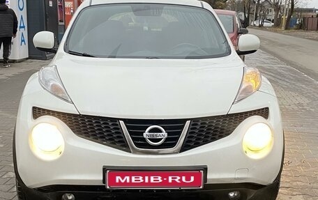 Nissan Juke II, 2013 год, 870 000 рублей, 1 фотография