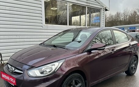 Hyundai Solaris II рестайлинг, 2012 год, 720 000 рублей, 3 фотография