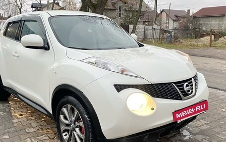 Nissan Juke II, 2013 год, 870 000 рублей, 2 фотография