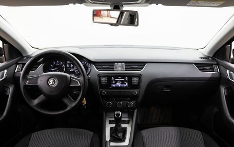 Skoda Octavia, 2015 год, 1 588 000 рублей, 14 фотография