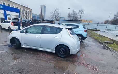 Nissan Leaf I, 2014 год, 1 000 000 рублей, 5 фотография