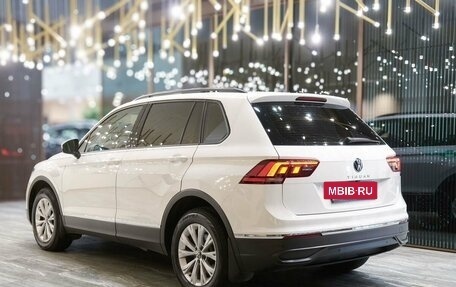 Volkswagen Tiguan II, 2021 год, 3 100 000 рублей, 3 фотография