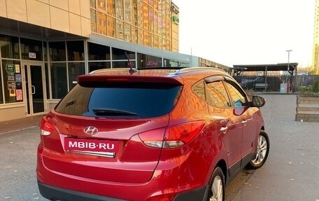 Hyundai ix35 I рестайлинг, 2010 год, 1 070 000 рублей, 4 фотография