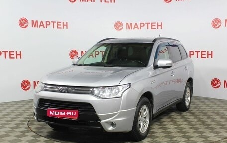 Mitsubishi Outlander III рестайлинг 3, 2013 год, 1 497 000 рублей, 1 фотография