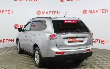 Mitsubishi Outlander III рестайлинг 3, 2013 год, 1 497 000 рублей, 7 фотография