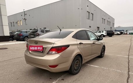 Hyundai Solaris II рестайлинг, 2013 год, 760 000 рублей, 3 фотография