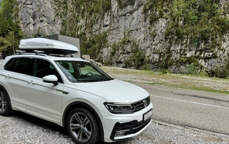 Volkswagen Tiguan II, 2019 год, 2 850 000 рублей, 15 фотография