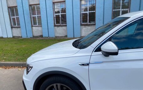 Volkswagen Tiguan II, 2019 год, 2 850 000 рублей, 14 фотография