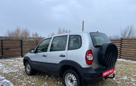 Chevrolet Niva I рестайлинг, 2020 год, 895 000 рублей, 5 фотография