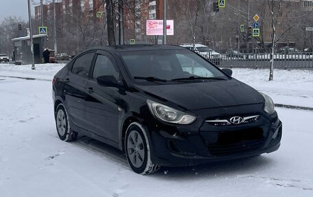 Hyundai Solaris II рестайлинг, 2013 год, 728 000 рублей, 3 фотография