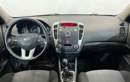 KIA cee'd I рестайлинг, 2010 год, 799 000 рублей, 9 фотография