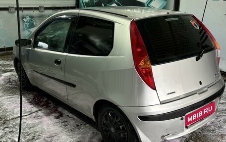 Fiat Punto III Punto Evo рестайлинг, 2001 год, 200 000 рублей, 4 фотография