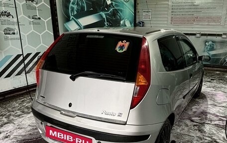 Fiat Punto III Punto Evo рестайлинг, 2001 год, 200 000 рублей, 5 фотография