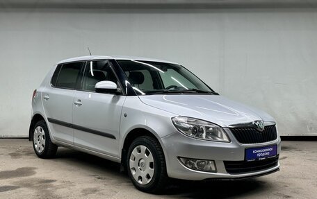 Skoda Fabia II, 2010 год, 630 000 рублей, 2 фотография