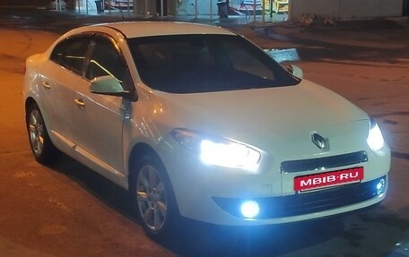 Renault Fluence I, 2010 год, 700 000 рублей, 2 фотография