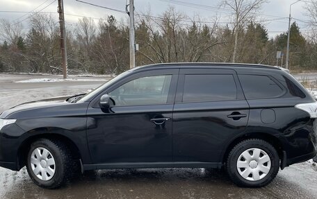 Mitsubishi Outlander III рестайлинг 3, 2012 год, 1 450 000 рублей, 4 фотография