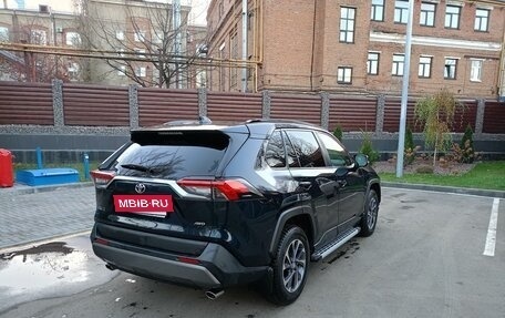 Toyota RAV4, 2020 год, 3 990 000 рублей, 4 фотография