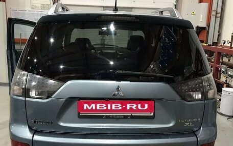 Mitsubishi Outlander III рестайлинг 3, 2007 год, 970 000 рублей, 2 фотография