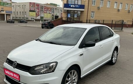 Volkswagen Polo VI (EU Market), 2016 год, 1 400 000 рублей, 3 фотография