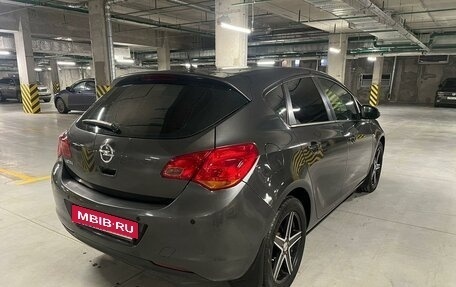 Opel Astra J, 2011 год, 655 000 рублей, 4 фотография