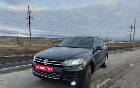 Volkswagen Touareg III, 2011 год, 2 550 000 рублей, 3 фотография