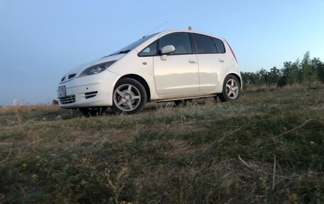 Mitsubishi Colt VI рестайлинг, 2003 год, 470 000 рублей, 2 фотография